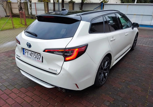 Toyota Corolla cena 106900 przebieg: 36000, rok produkcji 2021 z Poznań małe 106